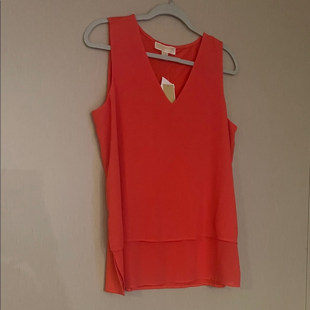 Michael kors large NWT tiered coral v neck tank top